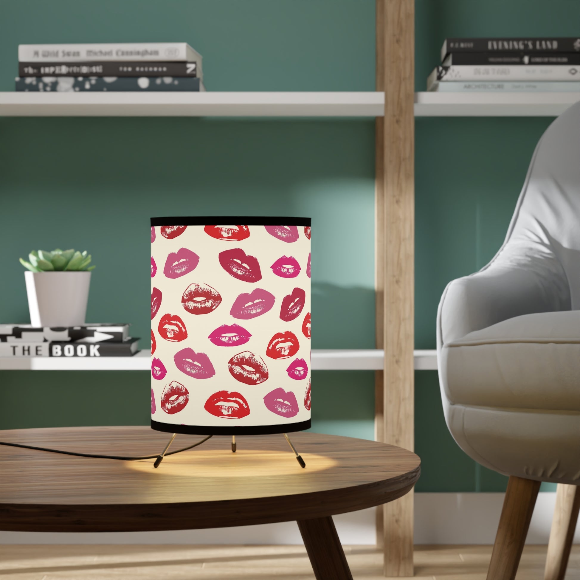 Lipstick Lips Tripod Table Lamp USCA Plug Home Decor